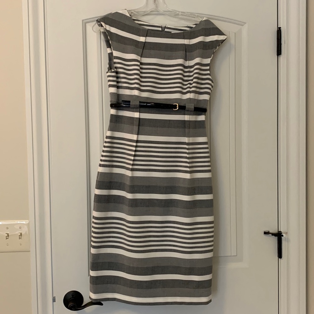 Calvin Klein Dress size 6 fully lined